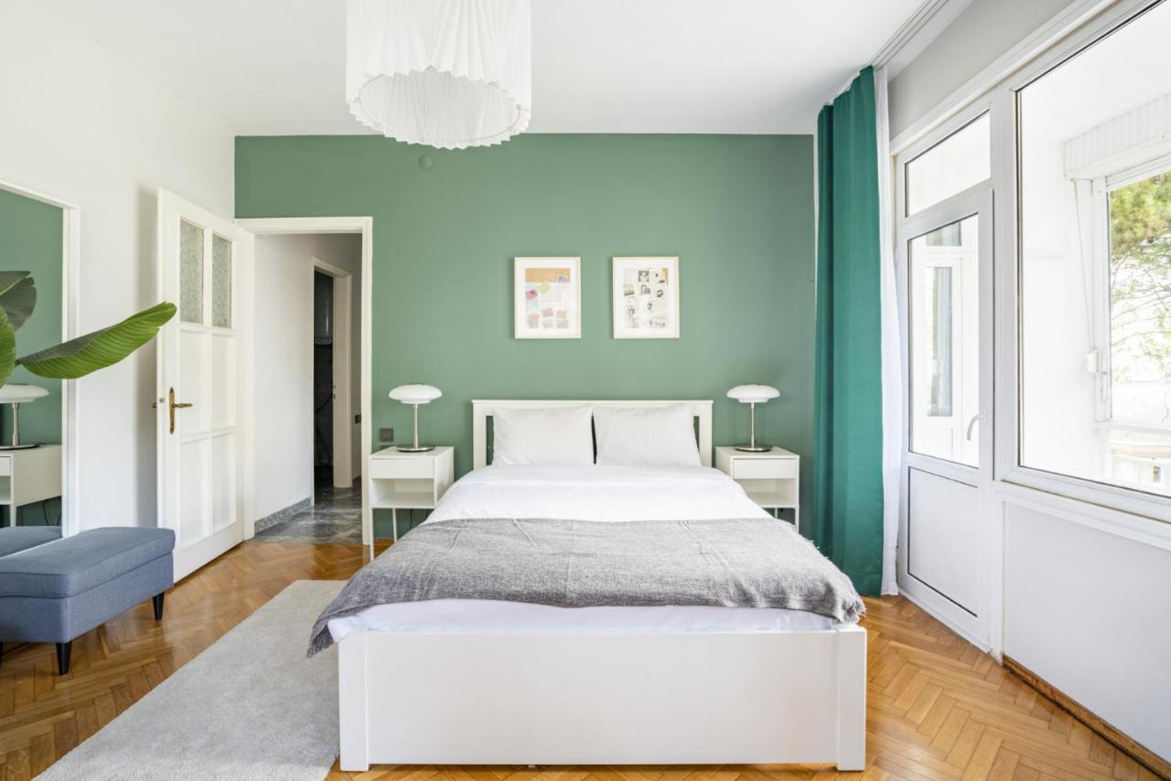Spacious Flat Near Caddebostan Coast Apartamento Istambul Exterior foto